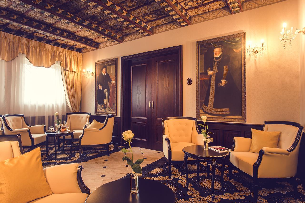 Hotel Florian Palace Jindřichův Hradec Buitenkant foto