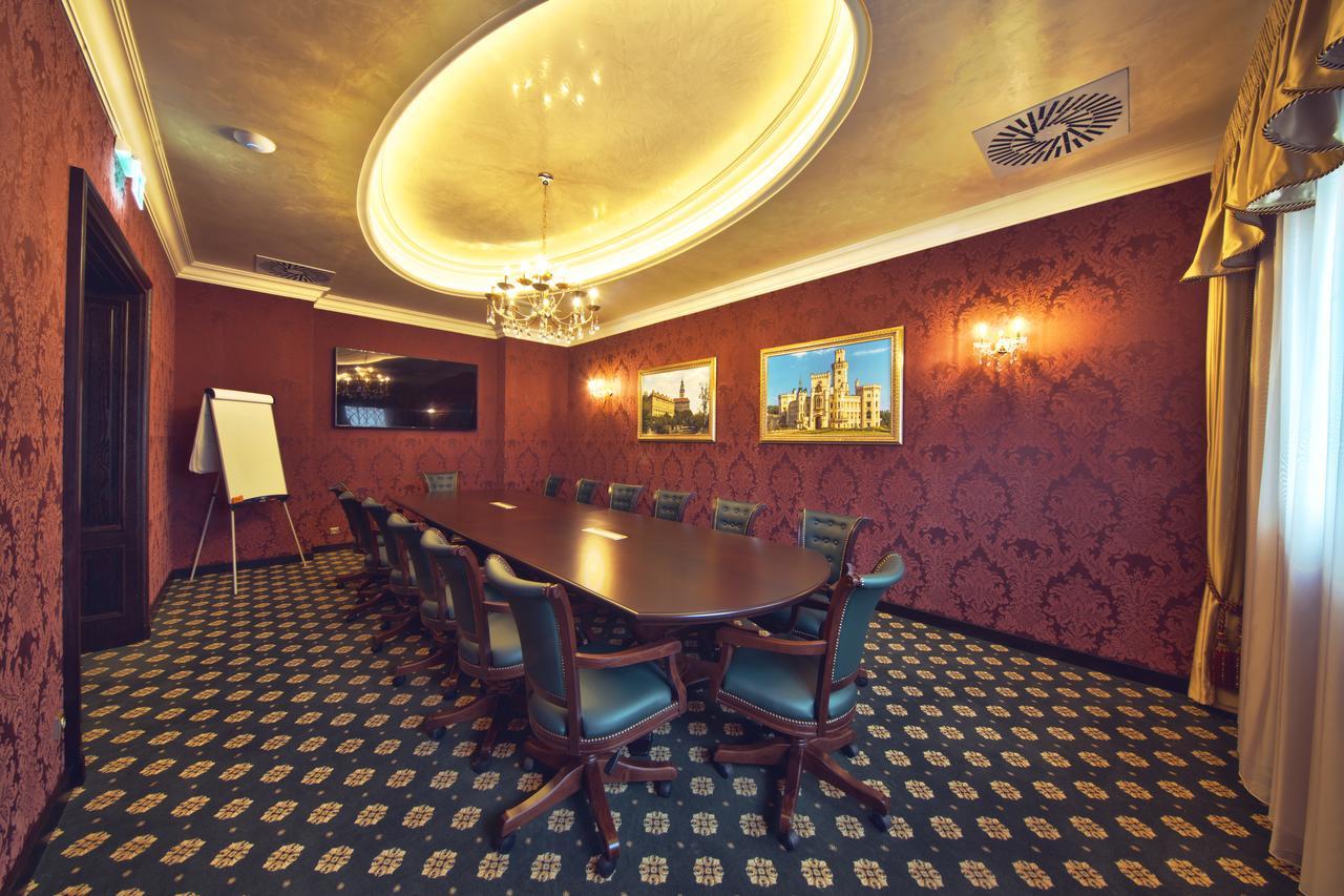 Hotel Florian Palace Jindřichův Hradec Buitenkant foto
